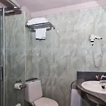 فندق Vetusta 3*