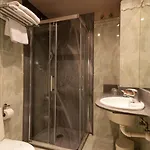 فندق Vetusta اوفيدو