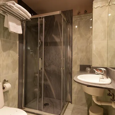 Vetusta Hotel