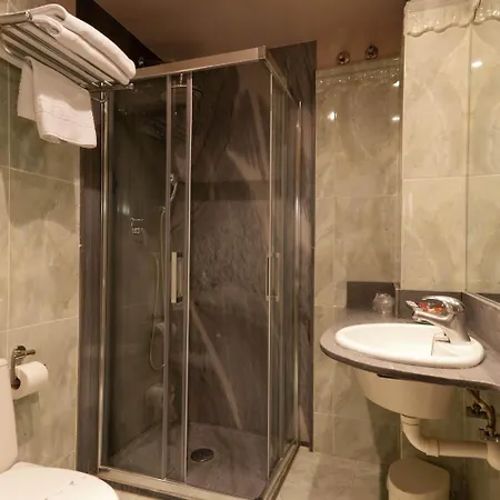 Hotell Vetusta Oviedo