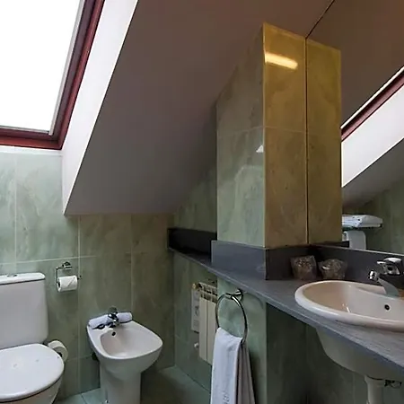 Vetusta Hotel 3*
