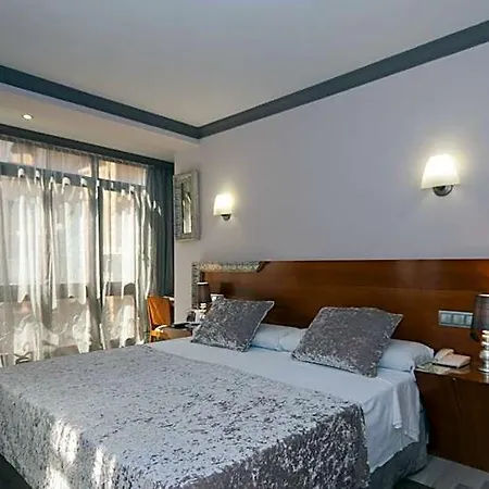 Vetusta Hotel