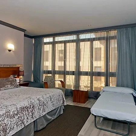 Vetusta Hotell 3*