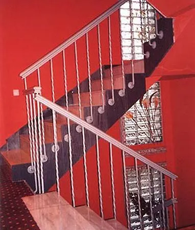 Hotell Vetusta 3*