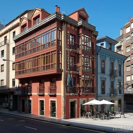 Hotel Vetusta 3*